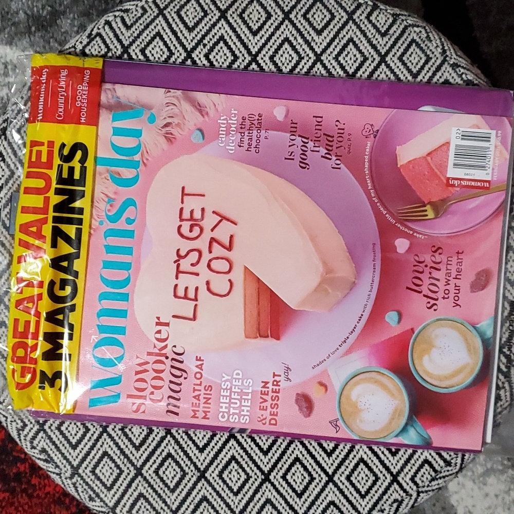 Country Living Set of 3 Magazine's